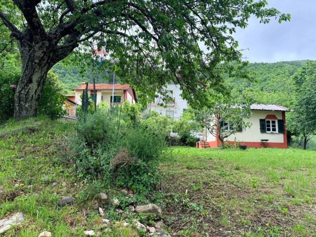 Appartamento in vendita a Davagna, Liguria