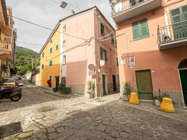 Appartamento in vendita a Deiva Marina, Liguria