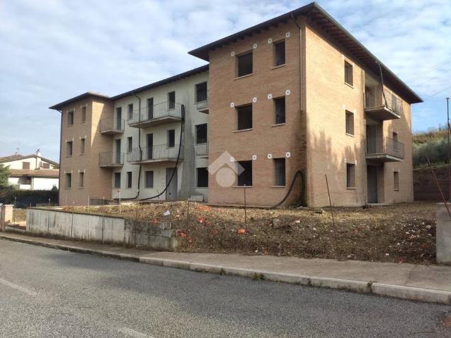 Appartamento in vendita a Deruta, Perugia