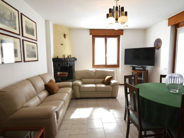 Appartamento in vendita a Villa, Dervio