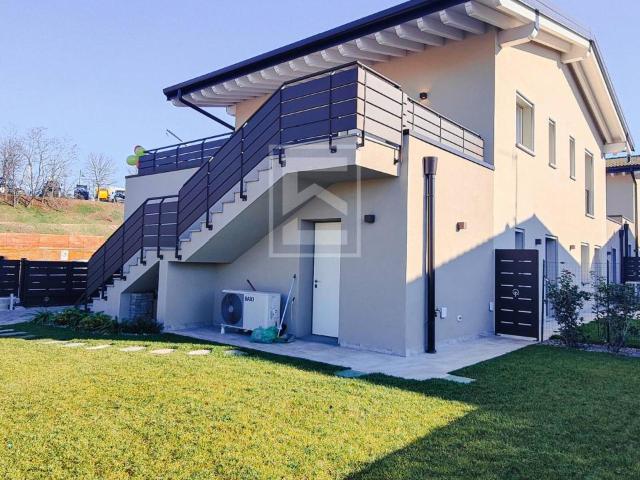 Villa Indipendente in vendita a Vicina, Desenzano Del Garda
