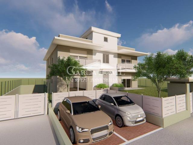 Appartamento in vendita a Desenzano Del Garda, Lombardia