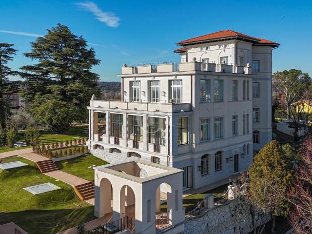 Appartamento in vendita a Vicina, Desenzano Del Garda