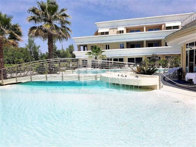 Appartamento in vendita a Desenzano Del Garda, Lombardia