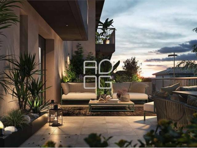 Attico in vendita a Desenzano Del Garda, Brescia