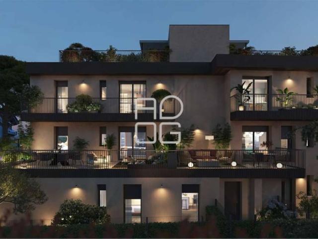 Attico in vendita a Desenzano Del Garda, Brescia