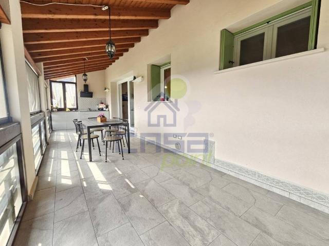 Appartamento in vendita a Rivoltella del Garda, Desenzano Del Garda