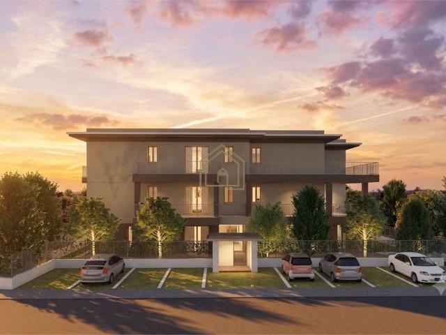 Appartamento in vendita a Desenzano Del Garda, Lombardia