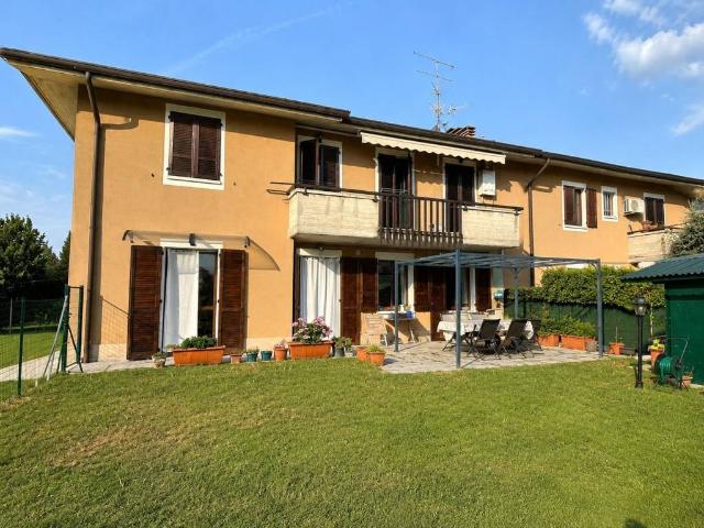 Appartamento in vendita a Desenzano Del Garda, Lombardia