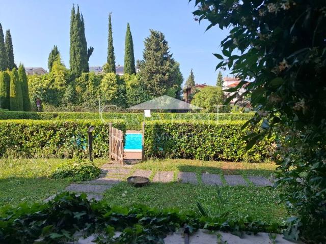 Appartamento in vendita a Rivoltella del Garda, Desenzano Del Garda