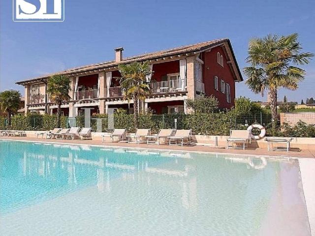 Appartamento in vendita a Rivoltella del Garda, Desenzano Del Garda