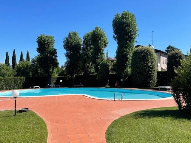 Appartamento in vendita a Rivoltella del Garda, Desenzano Del Garda
