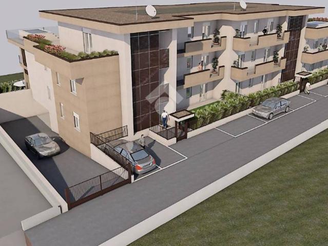 Attico in vendita a Desenzano Del Garda, Brescia