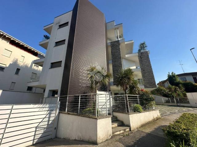 Appartamento in vendita a Vicina, Desenzano Del Garda