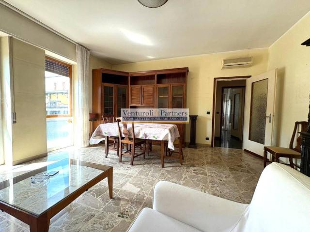 Appartamento in vendita a Vicina, Desenzano Del Garda