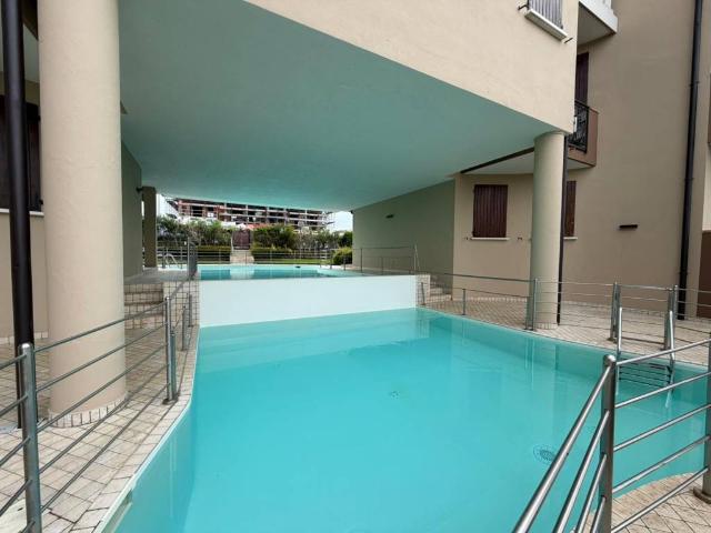Appartamento in vendita a Desenzano Del Garda, Lombardia