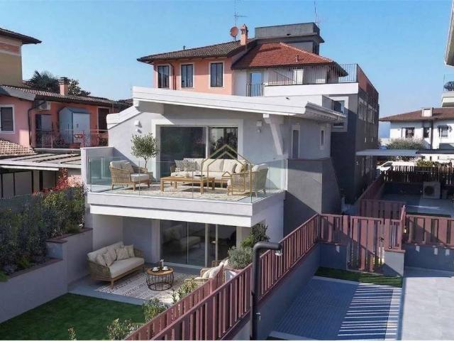 Appartamento in vendita a Rivoltella del Garda, Desenzano Del Garda
