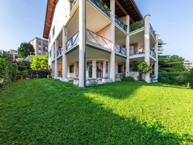 Appartamento in vendita a Vicina, Desenzano Del Garda