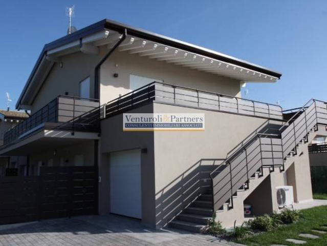 Appartamento in vendita a Bornade di Sopra, Desenzano Del Garda