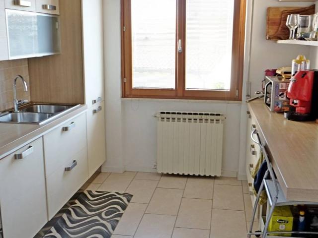 Appartamento in vendita a Desenzano Del Garda, Lombardia