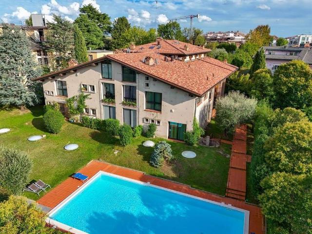 Appartamento in vendita a Rivoltella del Garda, Desenzano Del Garda