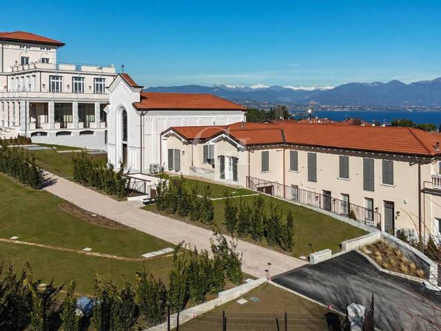 Appartamento in vendita a Vicina, Desenzano Del Garda