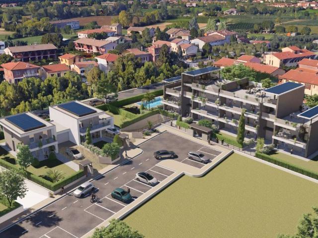 Appartamento in vendita a Desenzano del Garda, Brescia