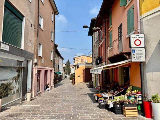 Appartamento in vendita a Rivoltella del Garda, Desenzano del Garda