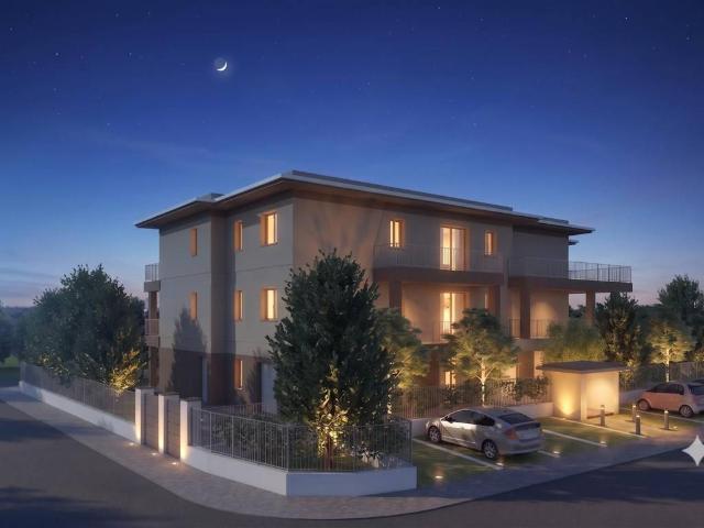 Appartamento in vendita a Desenzano Del Garda, Lombardia