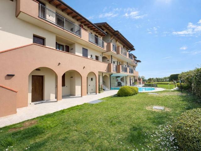 Appartamento in vendita a Desenzano Del Garda, Lombardia