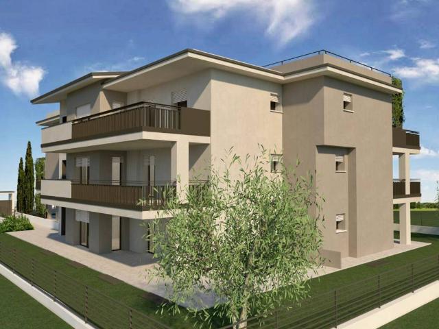Appartamento in vendita a Desenzano Del Garda, Lombardia