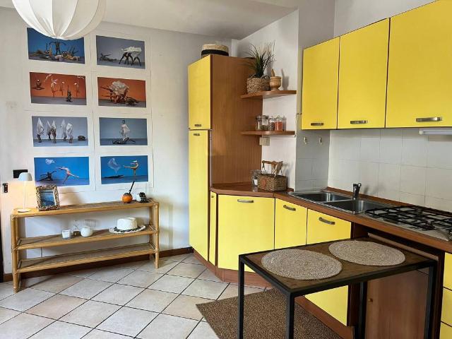 Appartamento in vendita a Rivoltella del Garda, Desenzano Del Garda
