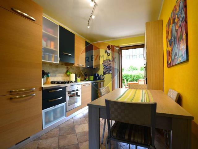 Appartamento in vendita a Rivoltella del Garda, Desenzano Del Garda
