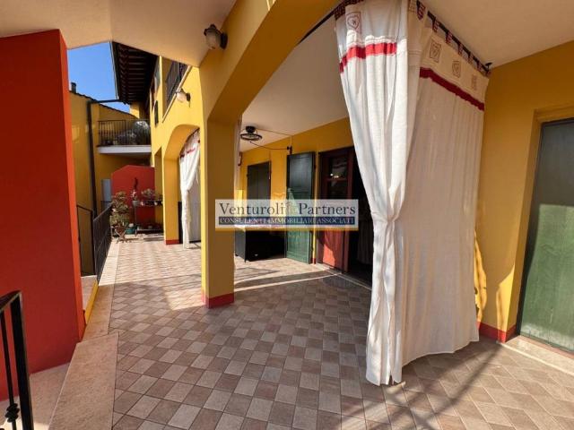 Appartamento in vendita a Desenzano Del Garda, Lombardia