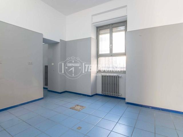 Appartamento in vendita a Pont, Desio