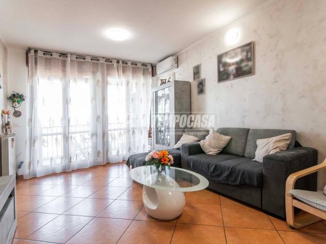 Appartamento in vendita a Spaccone, Desio
