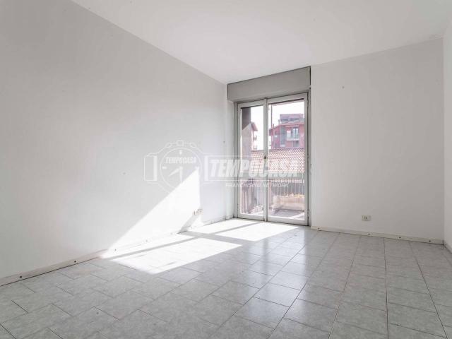 Appartamento in vendita a Pont, Desio