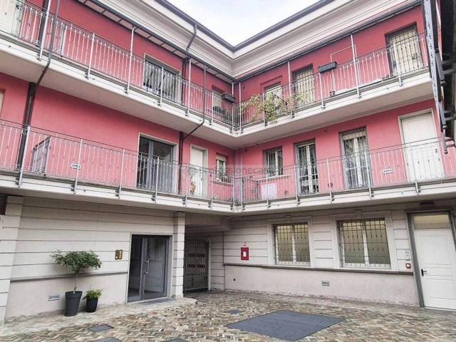 Appartamento in vendita a Pont, Desio