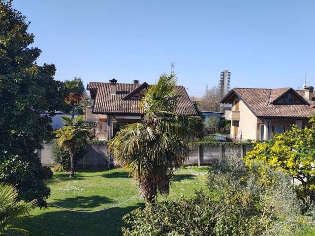 Appartamento in vendita a San Giorgio, Desio