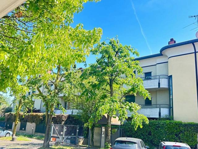 Appartamento in vendita a Bassa, Desio
