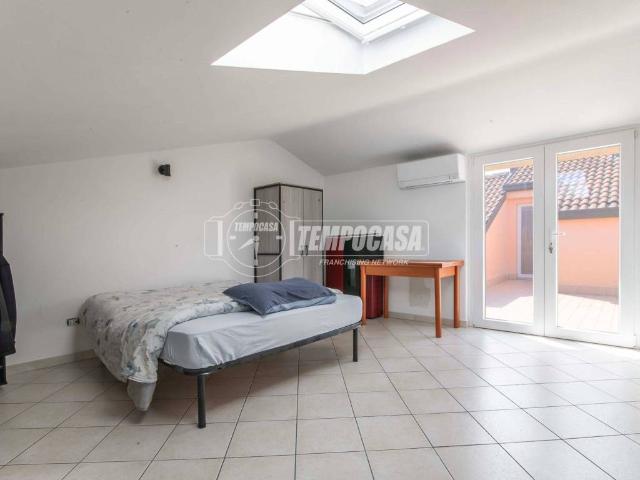 Appartamento in vendita a Bassa, Desio