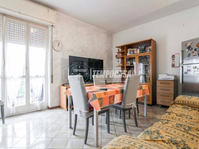 Appartamento in vendita a Desio, Lombardia