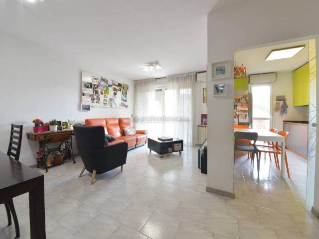 Appartamento in vendita a Spaccone, Desio