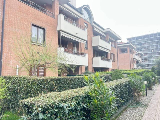 Appartamento in vendita a Bassa, Desio