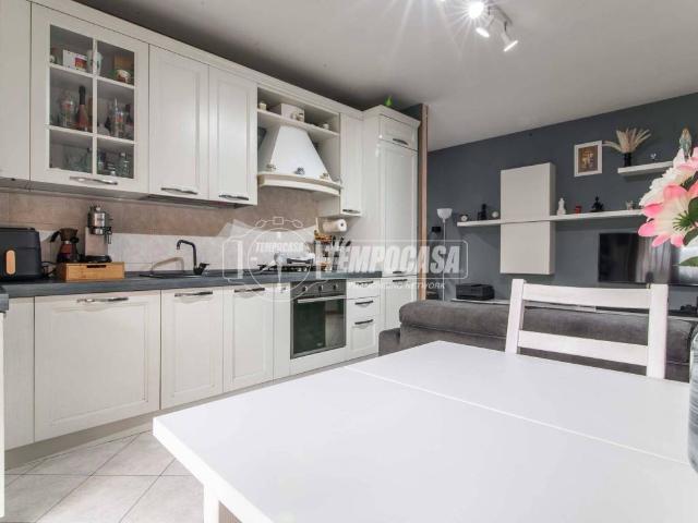 Appartamento in vendita a Ex Gavazzi, Desio