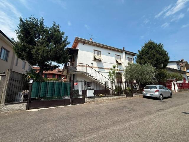 Appartamento in vendita a San Pietro e Paolo, Desio