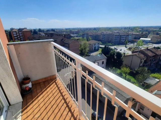 Appartamento in vendita a Desio, Lombardia