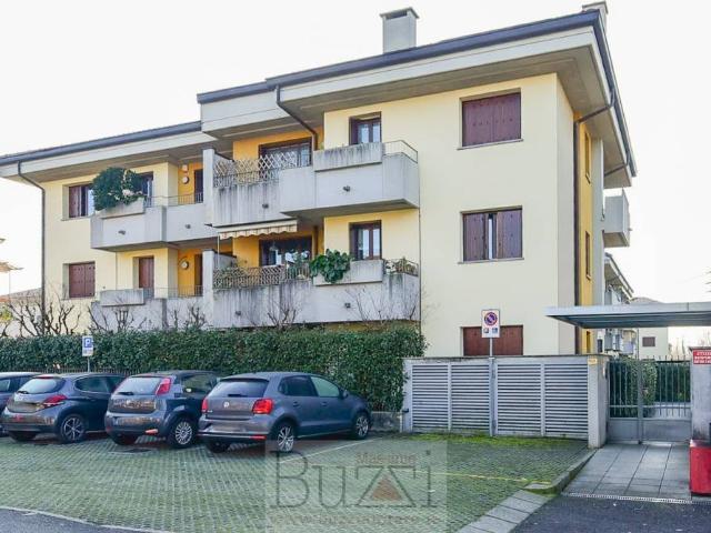 Appartamento in vendita a Sacro Cuore-Stazione, Desio