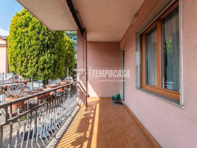 Appartamento in vendita a Spaccone, Desio