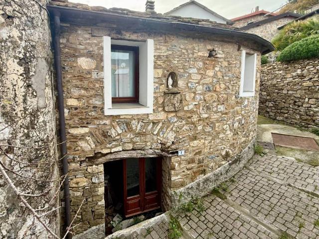 Appartamento in vendita a Diano Arentino, Liguria